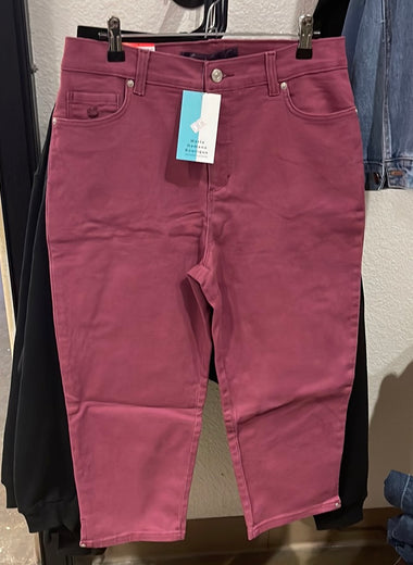 Women's Assorted Capri 3/4 Jeans - Marla Hamana Boutique